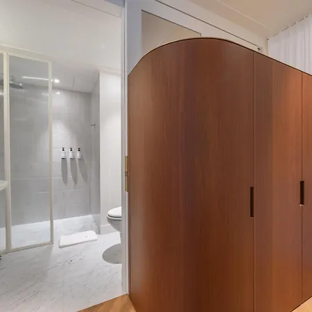 Hotel apartamentowy Montaigne