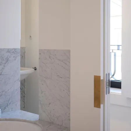 Montaigne Hotel apartamentowy