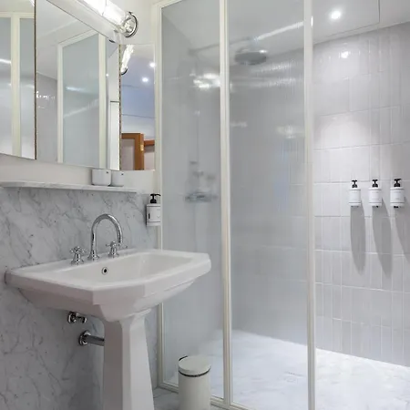 Montaigne Hotel apartamentowy 4*