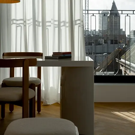 Montaigne Hotel apartamentowy 4*