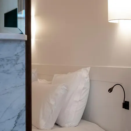 Hotel apartamentowy Montaigne