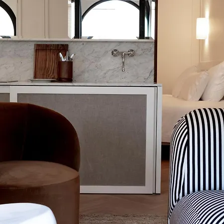 Hotel apartamentowy Montaigne