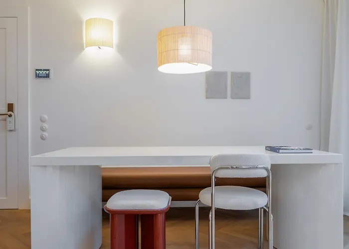 Hotel apartamentowy Montaigne 4*