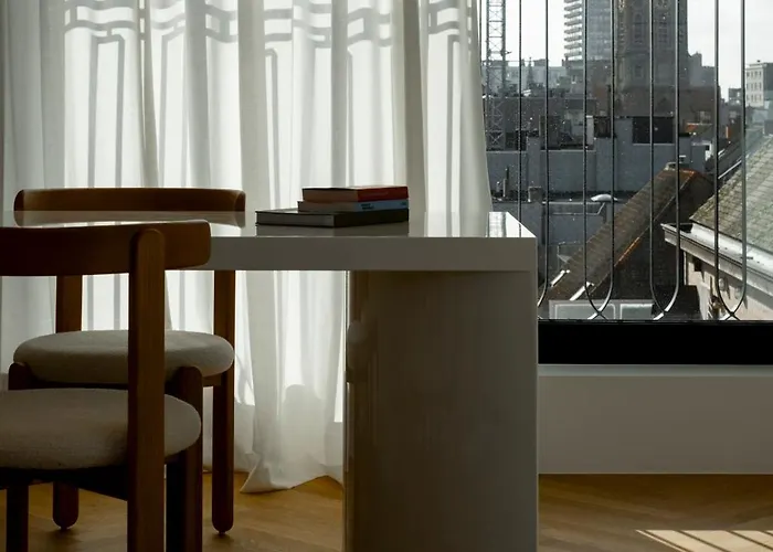 Montaigne Hotel apartamentowy 4*