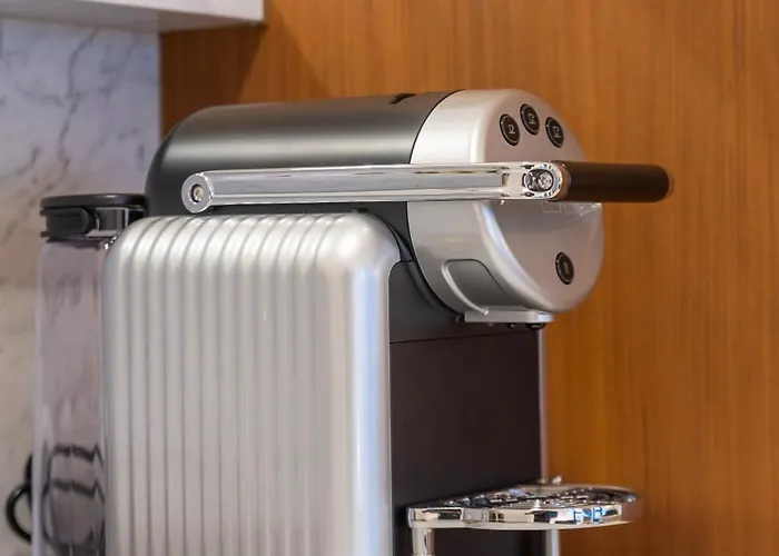 Apart-hotel Montaigne 4*