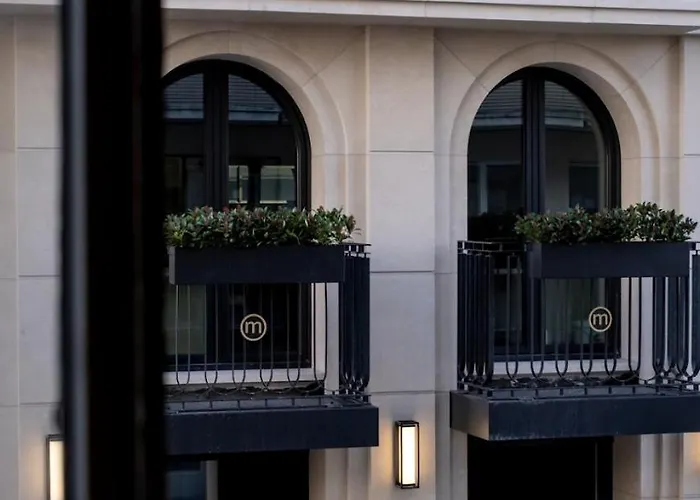 Montaigne 奥斯滕德